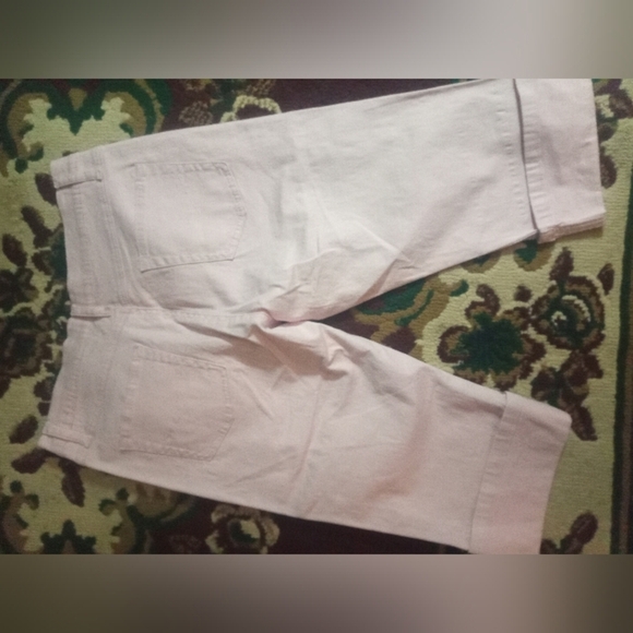 🤠Lazer Jeans Pink Cuffed Capris Size 13 - Picture 1 of 4